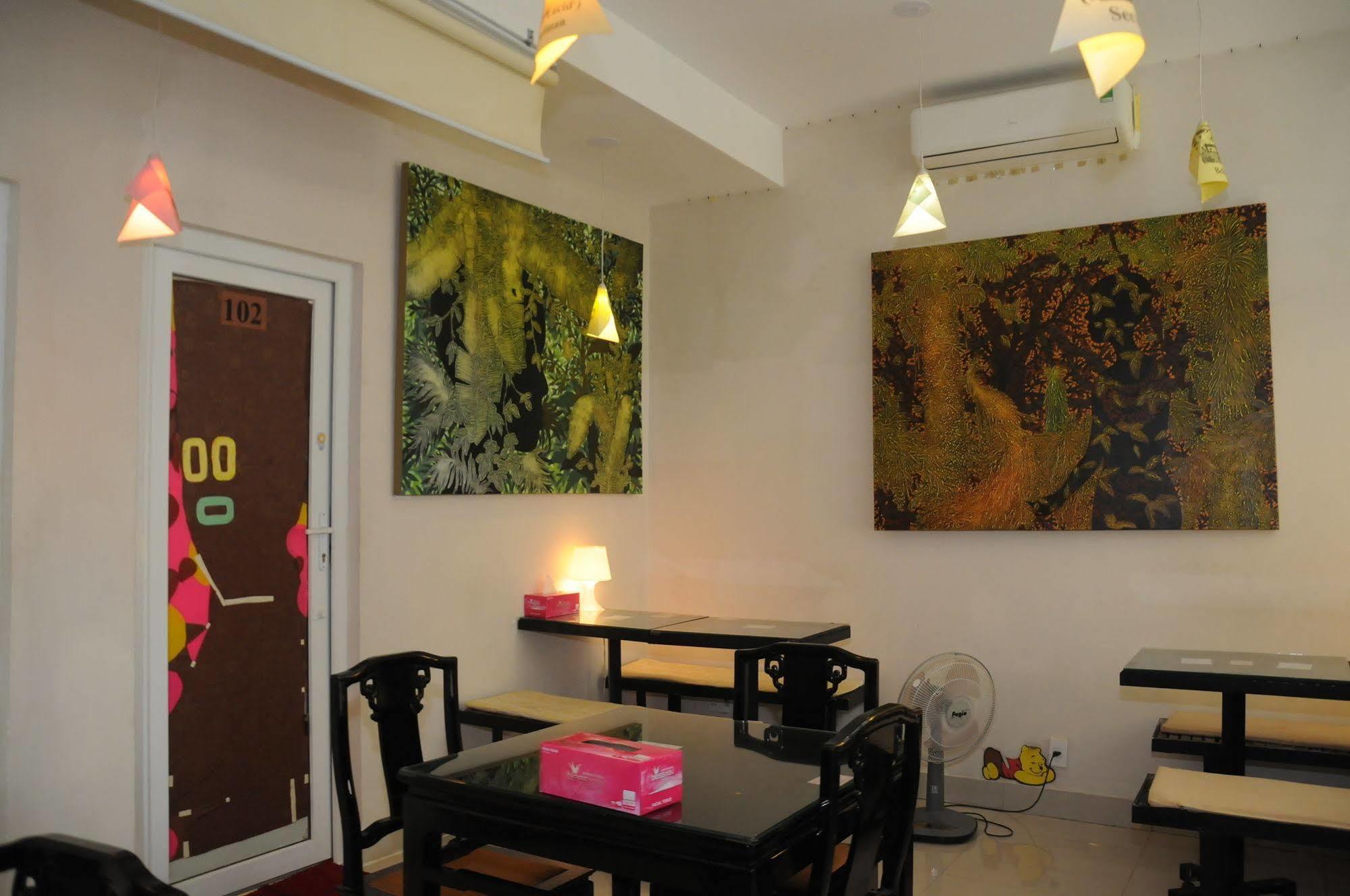 Hue Nino Hotel Экстерьер фото